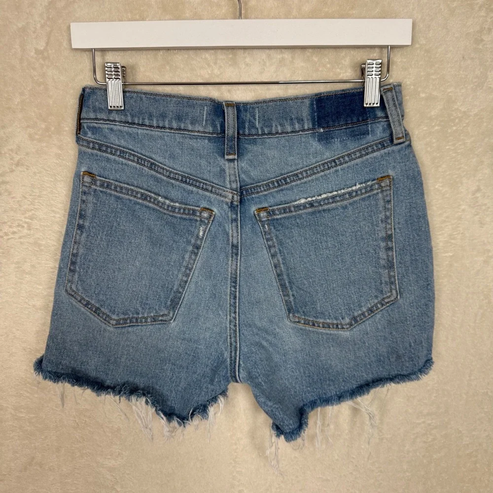 Abercrombie & Fitch‎ 4